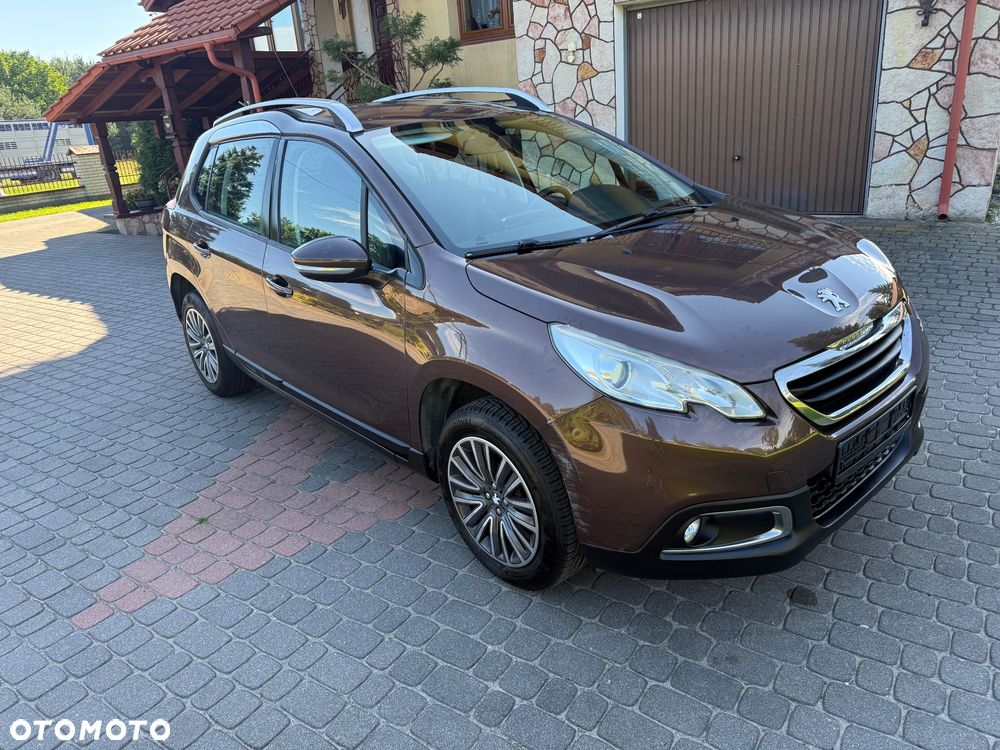 Peugeot 2008 1.2 Pure Tech Style - 2