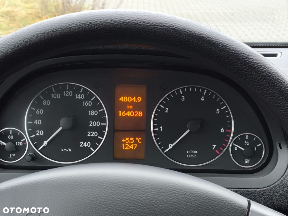 Mercedes-Benz Klasa A 160 BlueEFFICIENCY Special Edition - 7