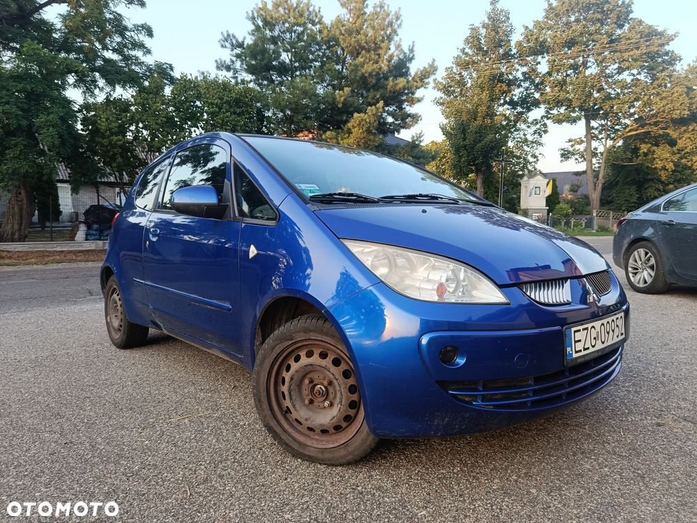 Mitsubishi Colt - 1