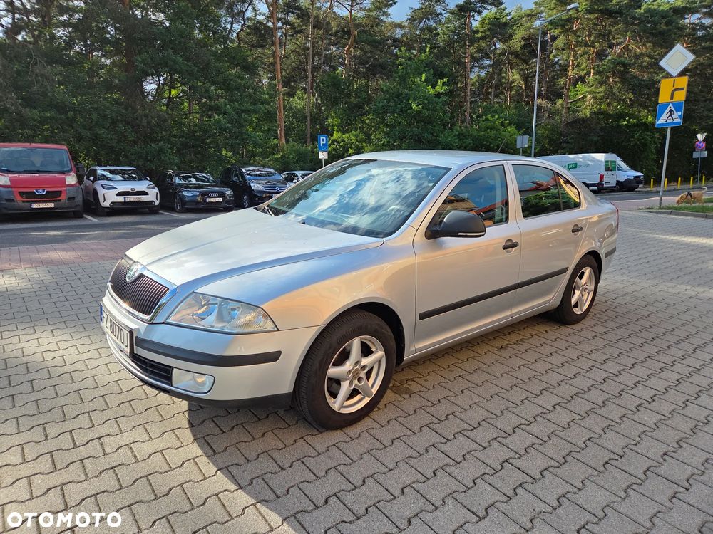 Skoda Octavia 1.6 Tour - 2