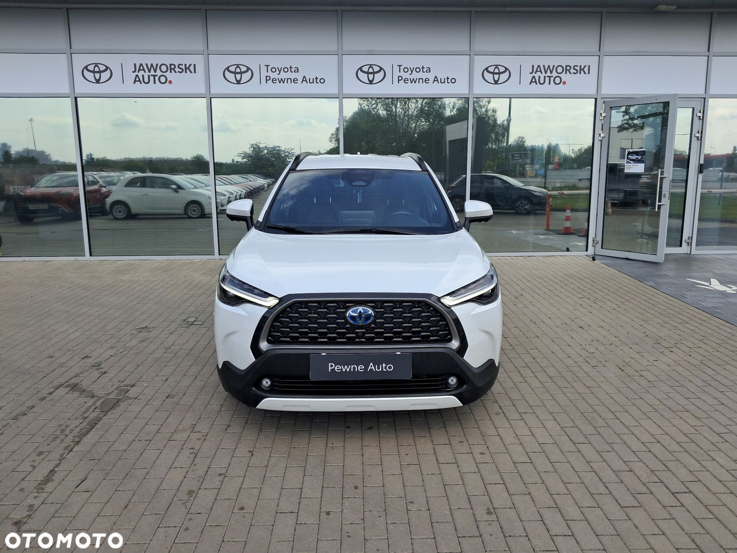 Toyota Corolla Cross - 2