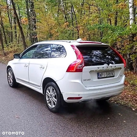 Volvo XC 60 T5 Geartronic Kinetic - 3
