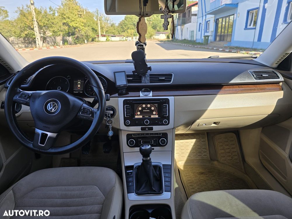 Volkswagen Passat 2.0 TDI BlueMotion Tehnology Highline - 1