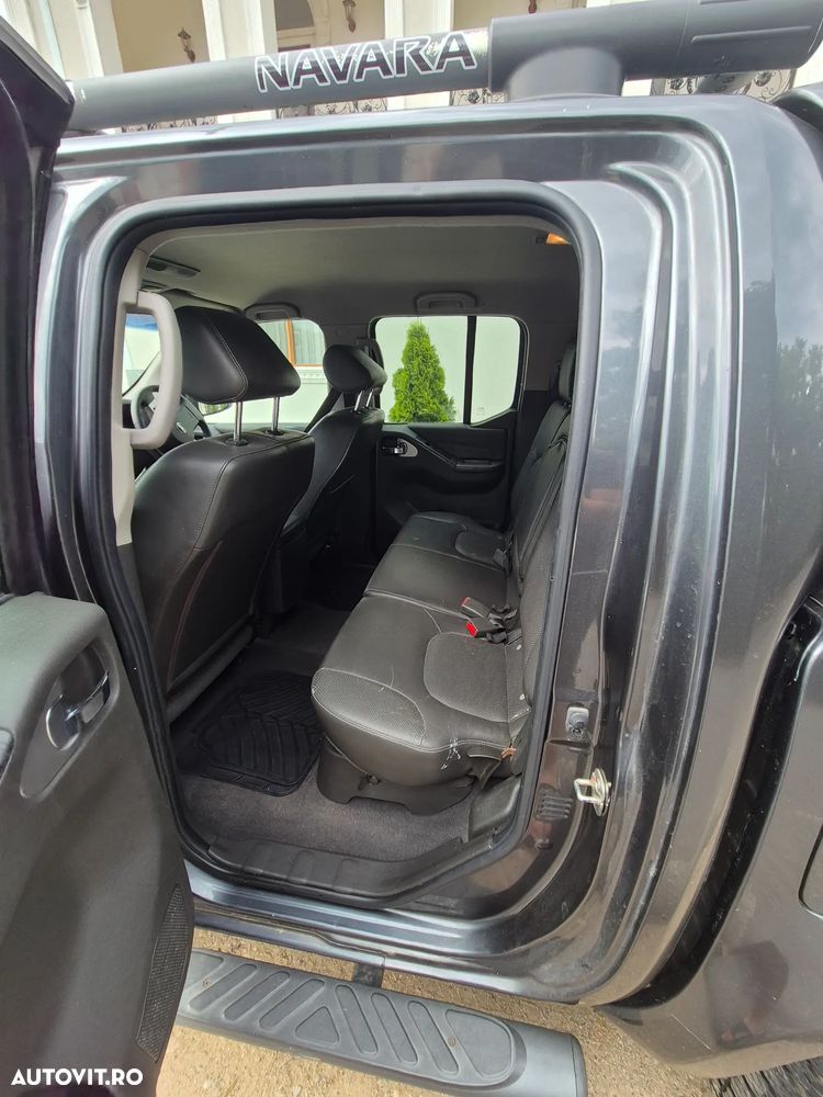 Nissan Navara 2.5 dCi DPF 4X4 Double Cab LE - 5