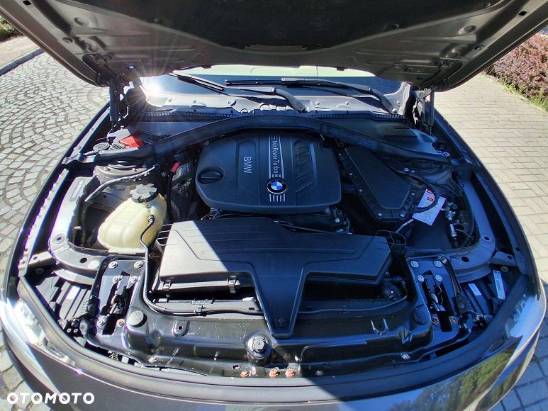 BMW Seria 3 320d xDrive DPF Edition Sport - 30