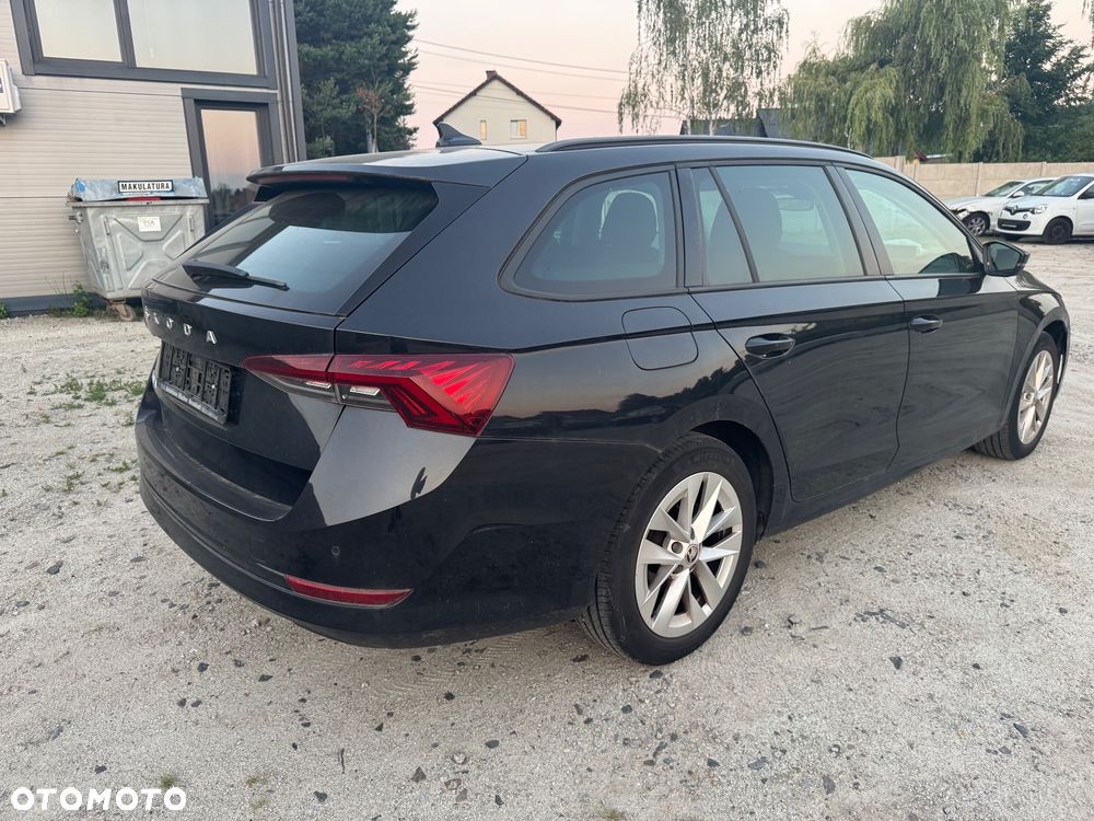 Skoda Octavia 1.5 TSI Tour - 4