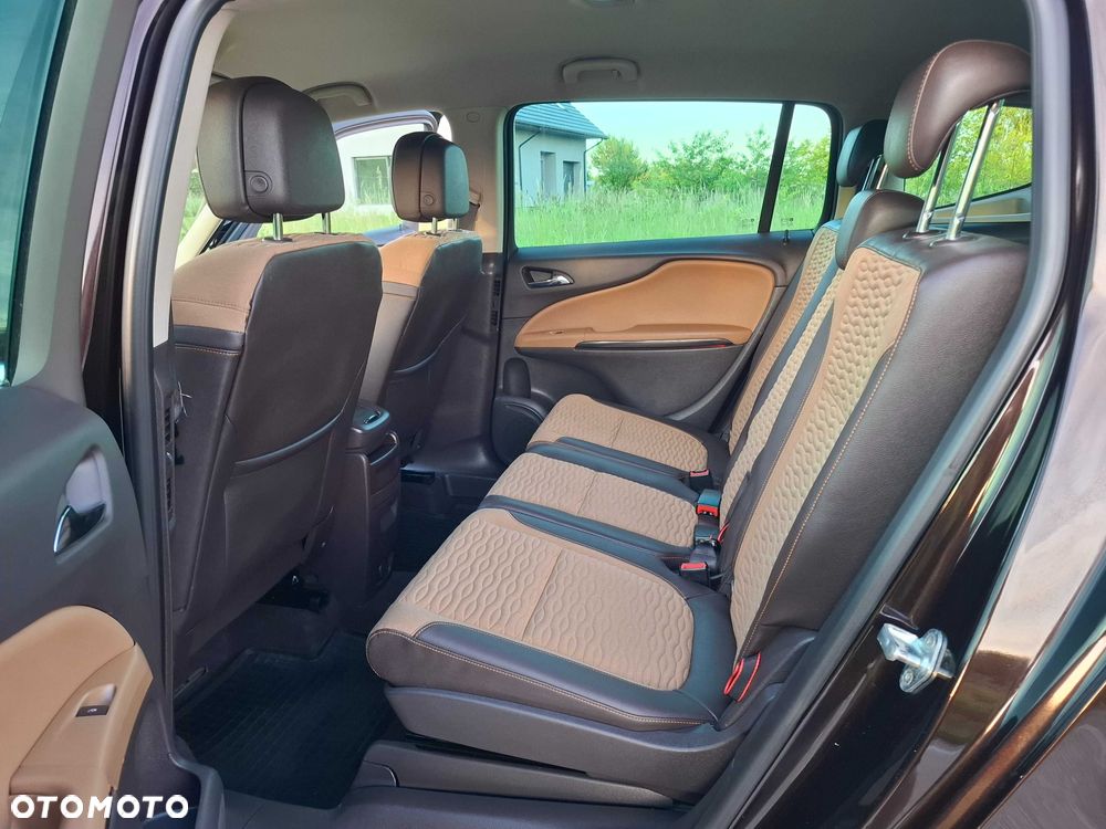 Opel Zafira - 8