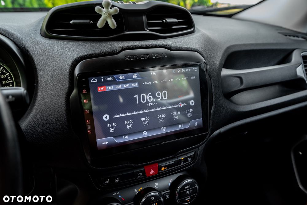 Jeep Renegade 1.4 MultiAir Active Drive Automatik 75th Anniversary - 35