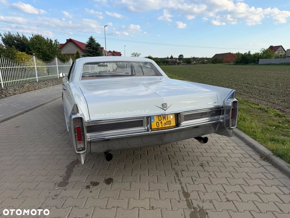 Cadillac Deville - 6