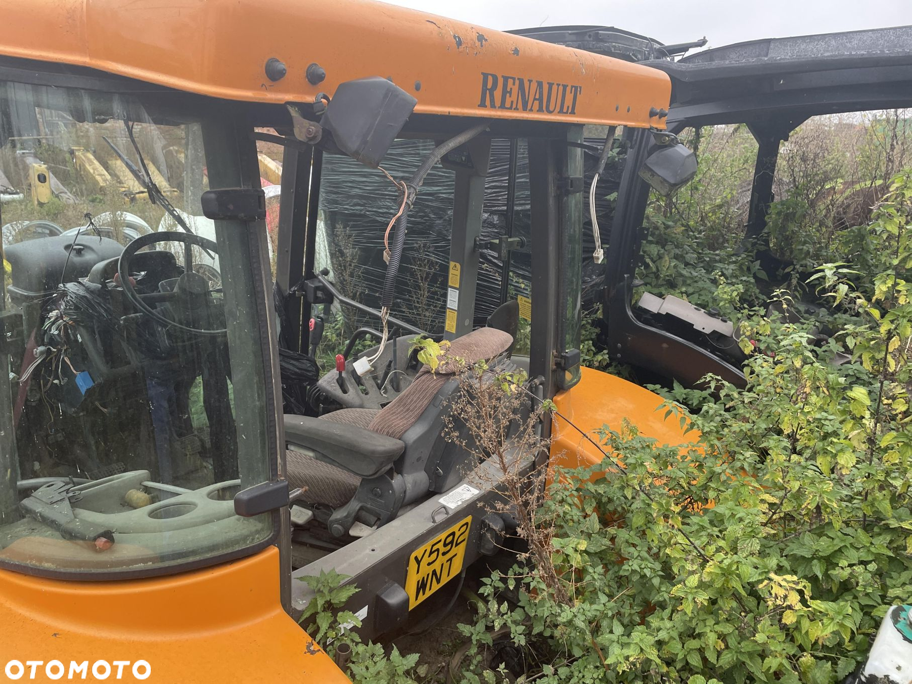 New Holland Renault Ares - kabina kompletna - 10