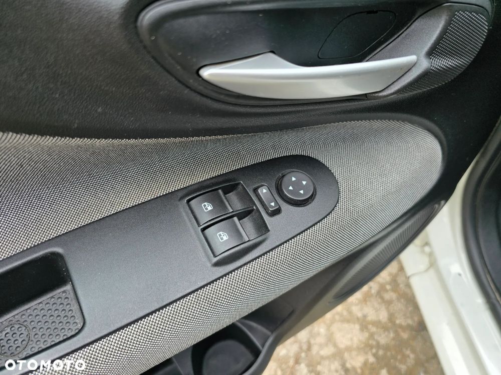Fiat Punto Evo ver-1-4-16v-dynamic - 21