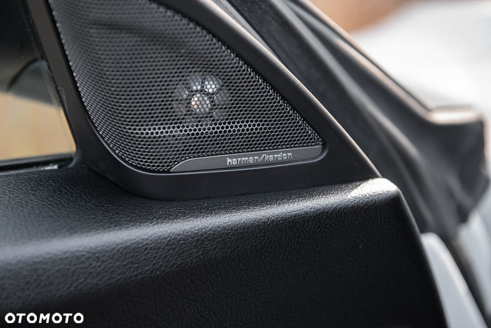 BMW 3GT 328i Sport-Aut Sport Line - 27