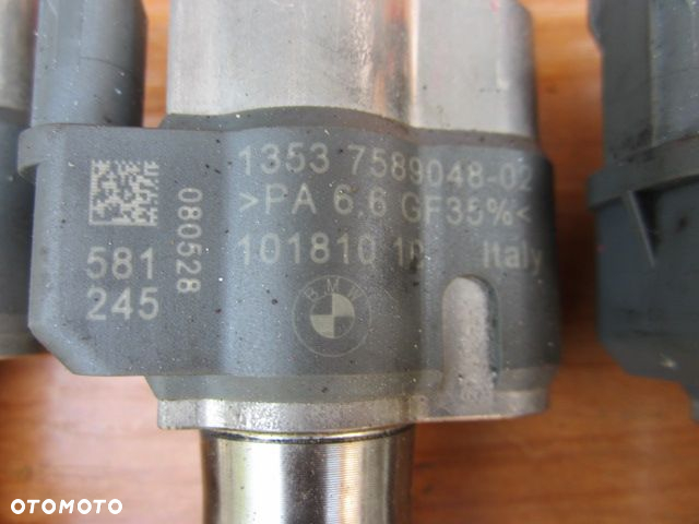 BMW E90 E60 N43 BMW1 N53 BENZYNA WTRYSKIWACZ 7589048 02 - 14