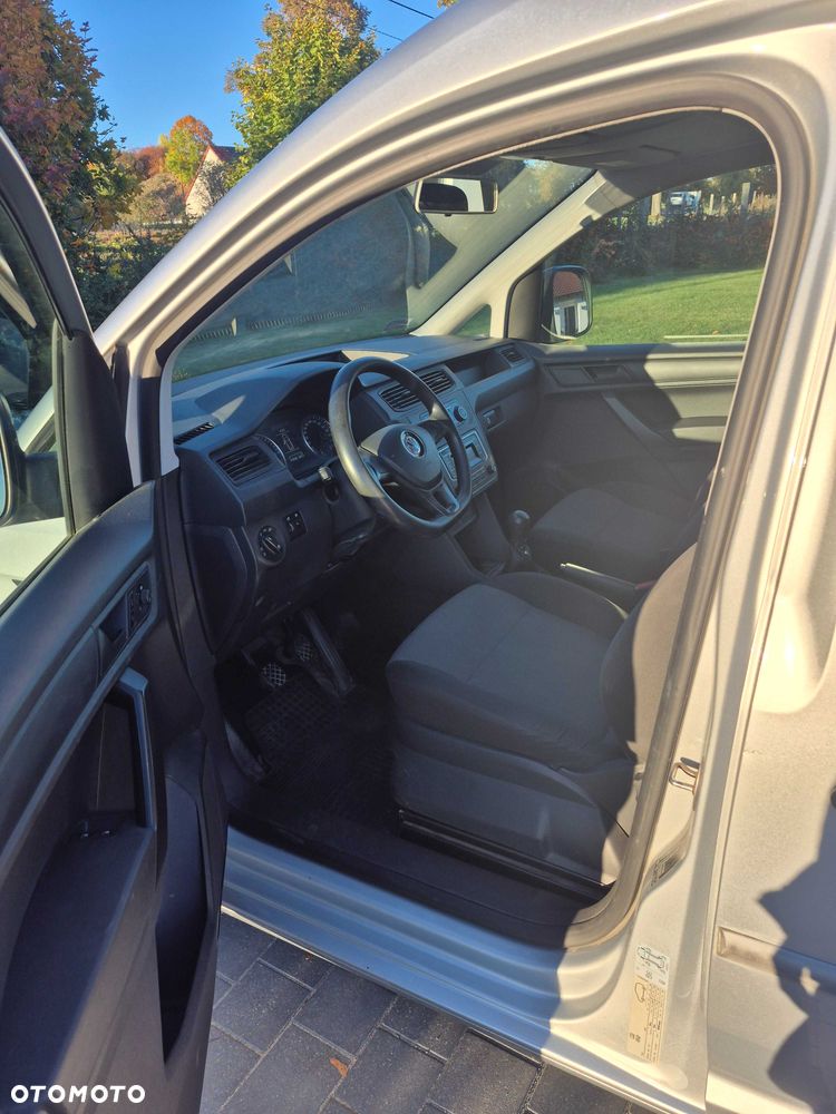 Volkswagen Caddy - 5