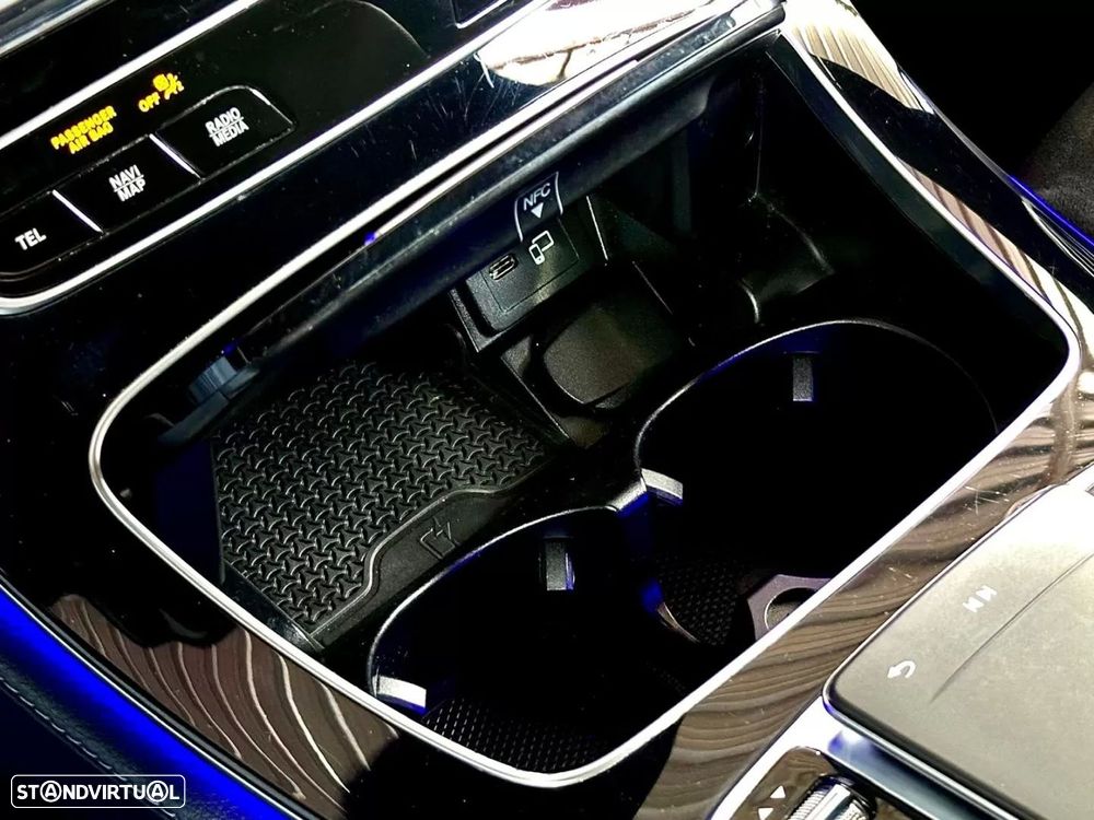 Mercedes-Benz E 300 de 4Matic 9G-TRONIC Night Edition - 34