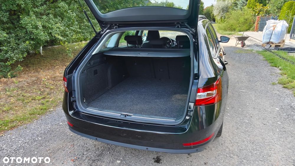 Skoda Superb 1.4 TSI Plug-In Hybrid Style DSG - 4