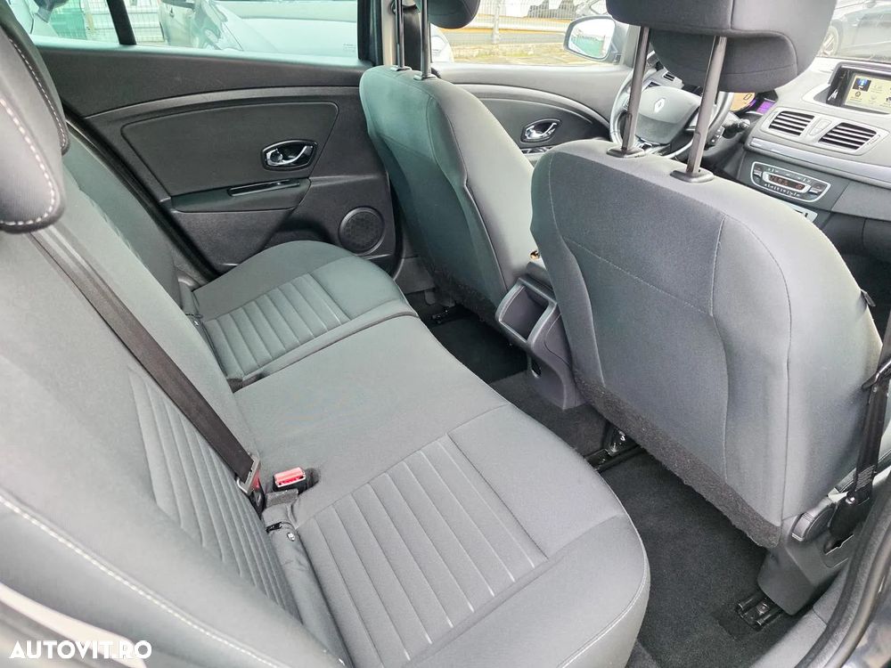 Renault Megane dCi 110 FAP Paris Business - 13