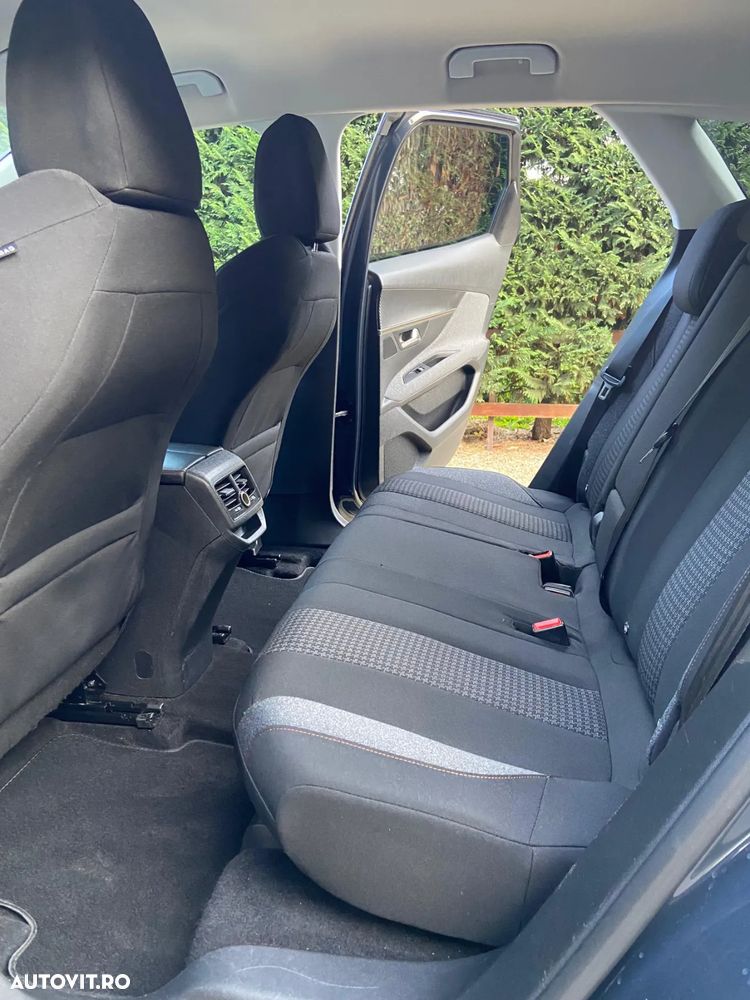 Peugeot 3008 BlueHDi 130 Stop & Start EAT8 Active Business-Paket - 39