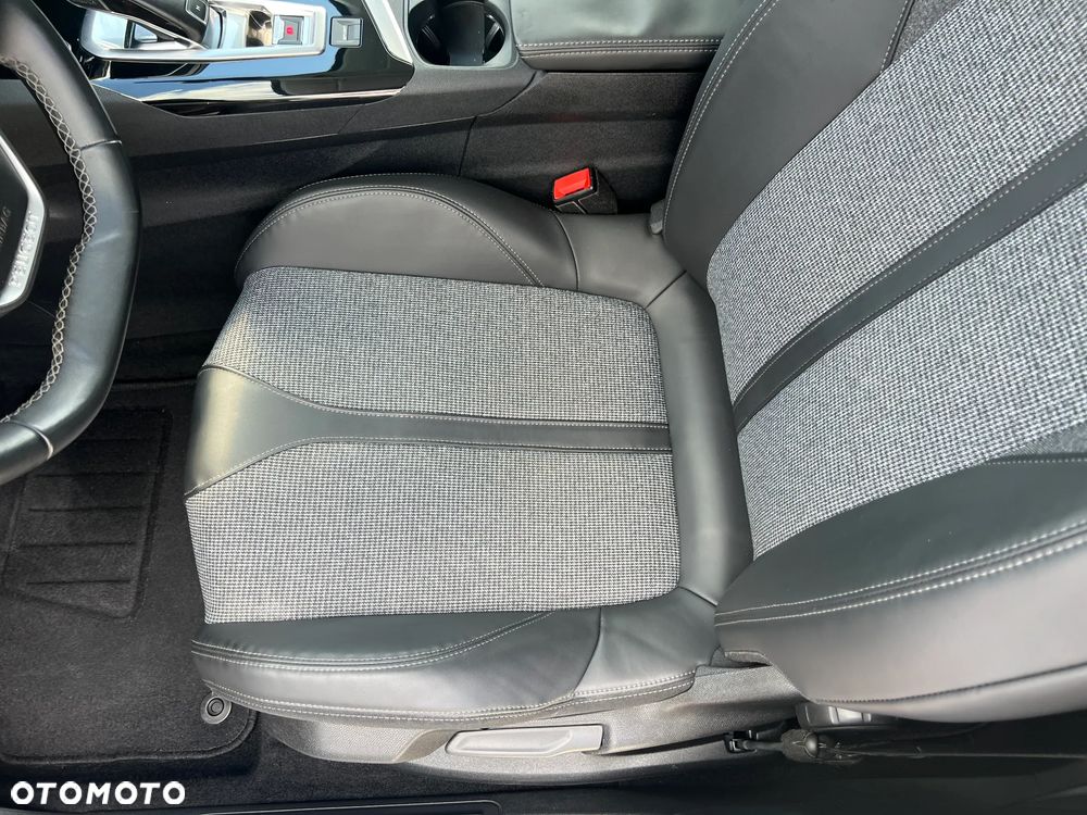 Peugeot 3008 THP 165 EAT6 Stop & Start Allure - 24
