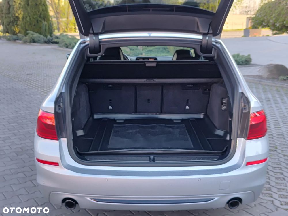 BMW Seria 5 520d Sport Line sport - 29