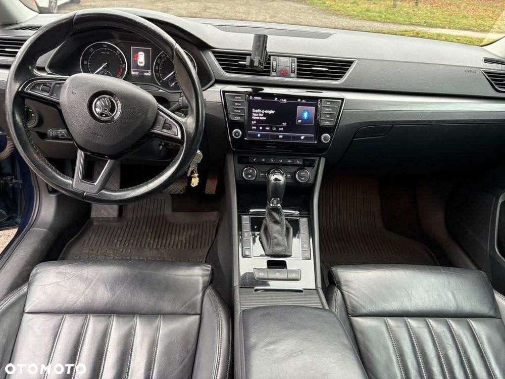 Skoda Superb 2.0 TDI DSG Ambition - 4