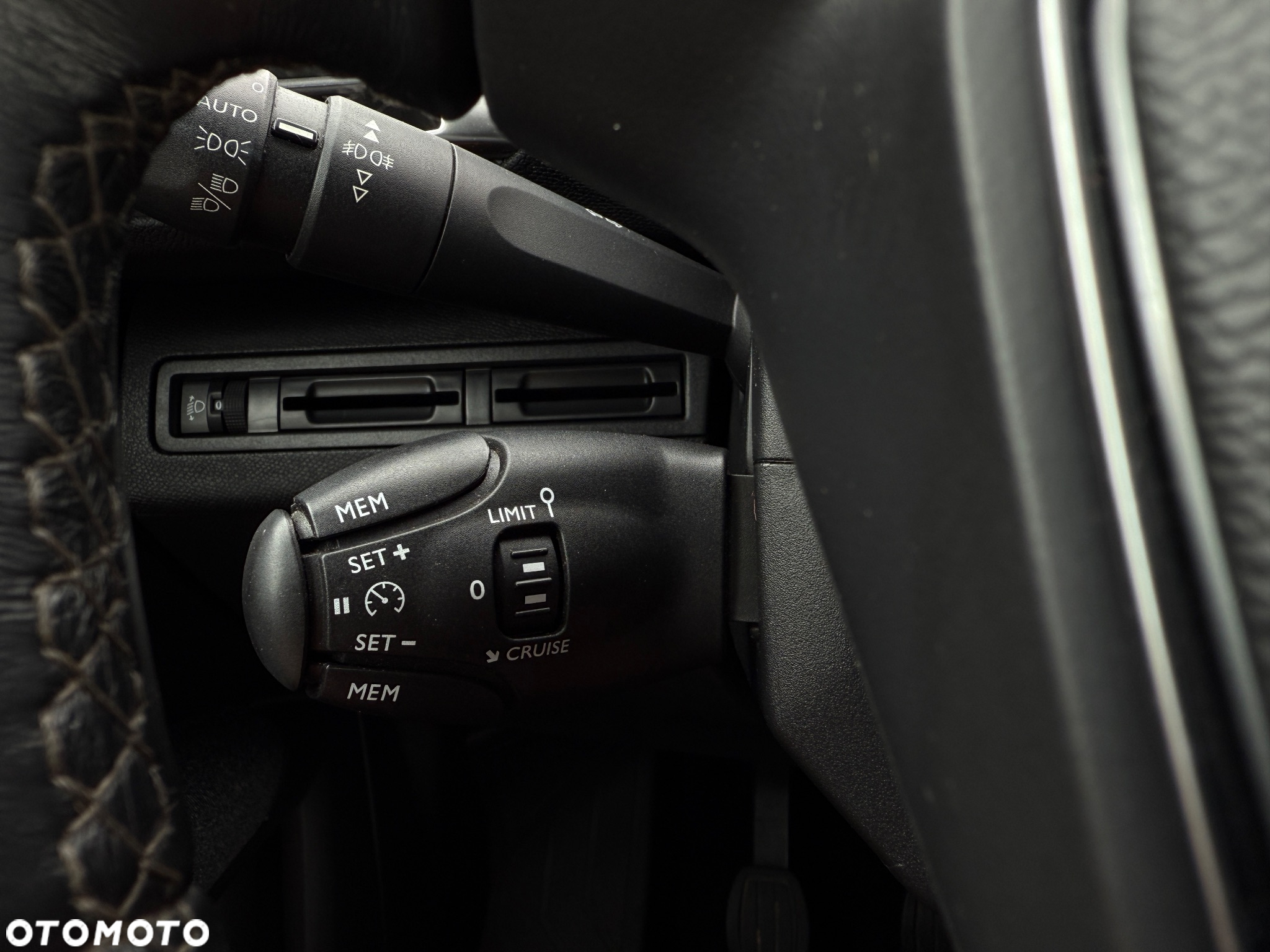 Peugeot 3008 1.2 PureTech Active S&S - 12