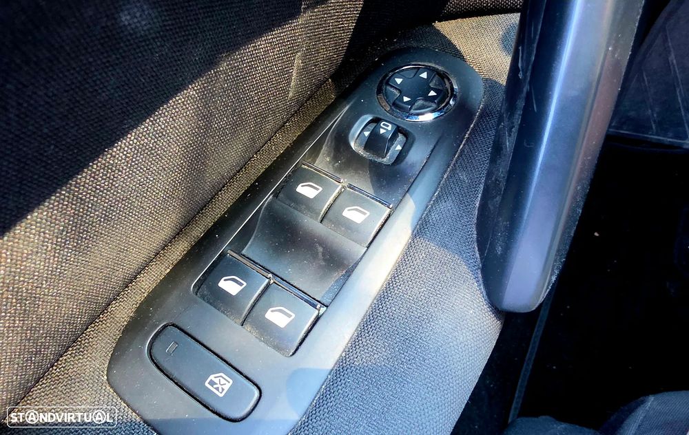 Peugeot 308 SW 1.5 BlueHDi Style - 22