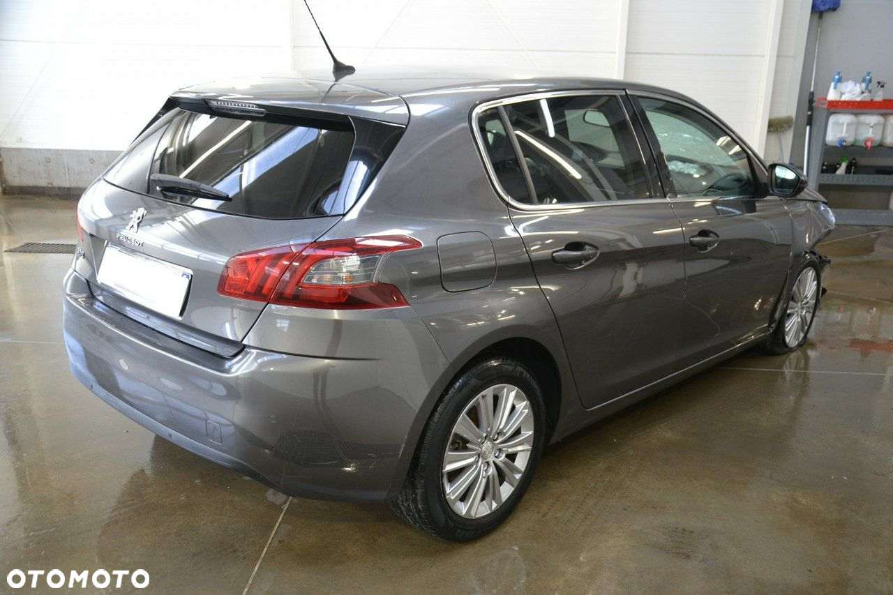 Peugeot 308 - 7