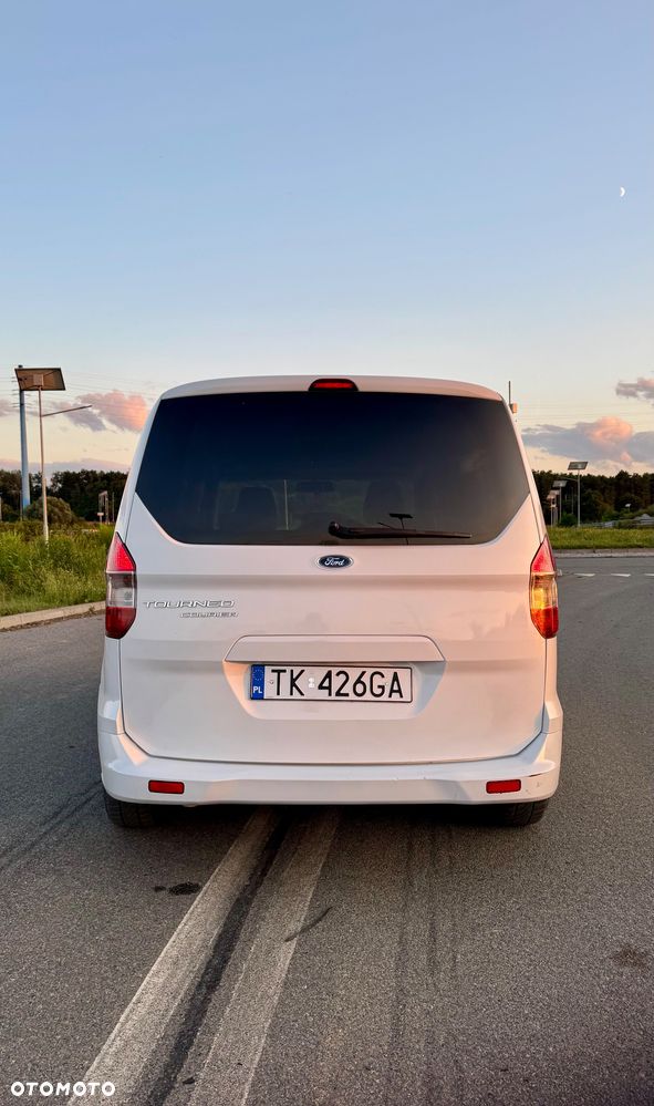 Ford Tourneo Courier 1.0 EcoBoost Trend - 6