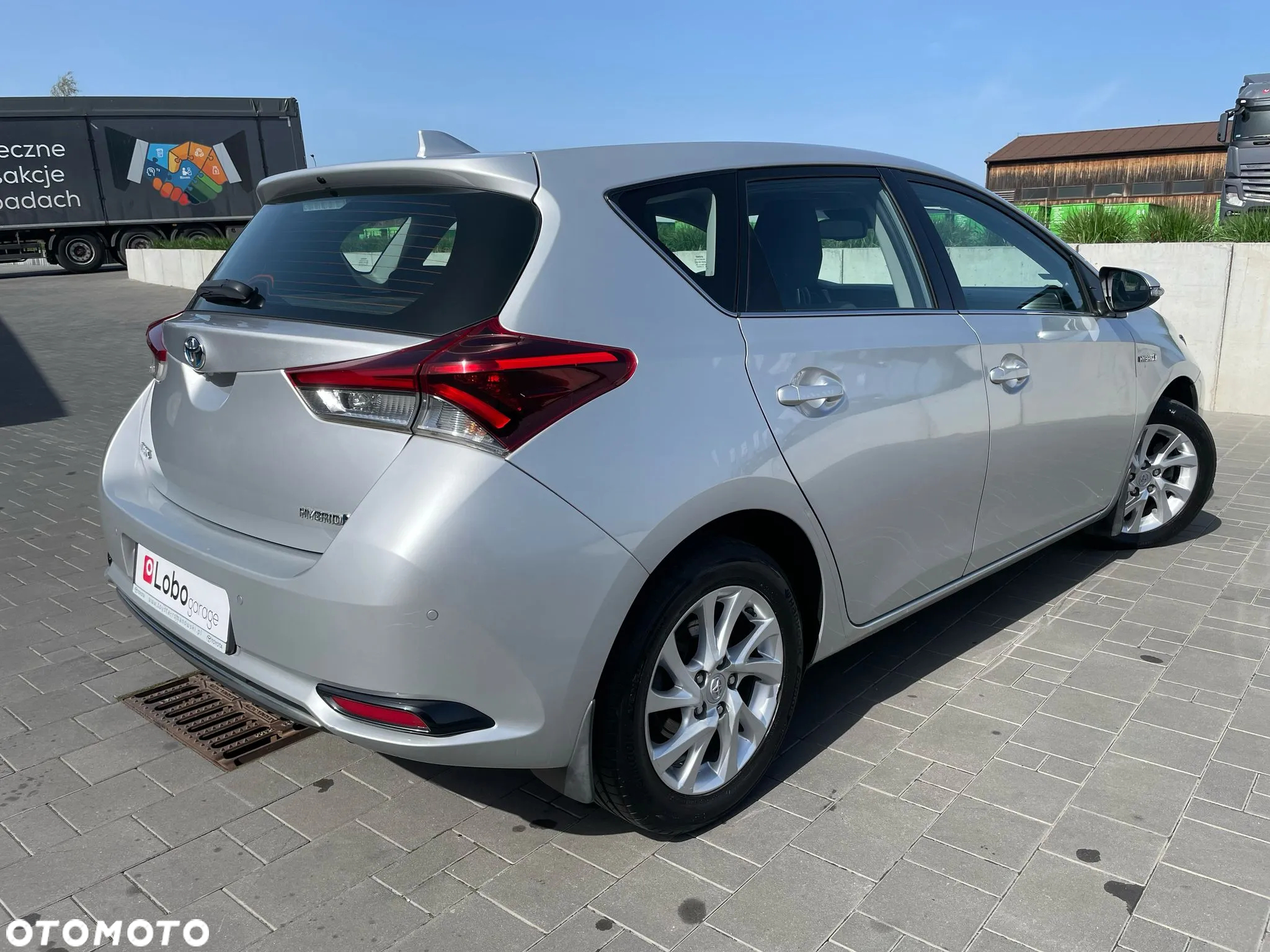 Toyota Auris Hybrid 135 Premium - 13