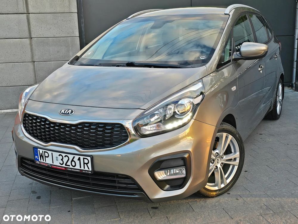 Kia Carens 1.6 GDI L 7os EU6 - 6