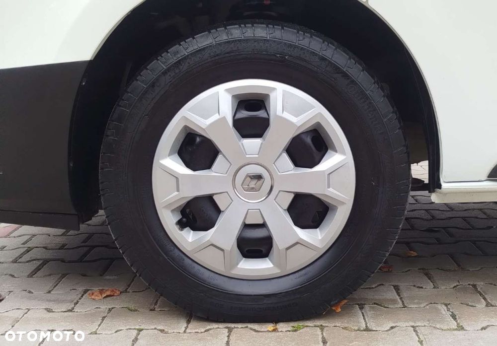 Renault Trafic - 28