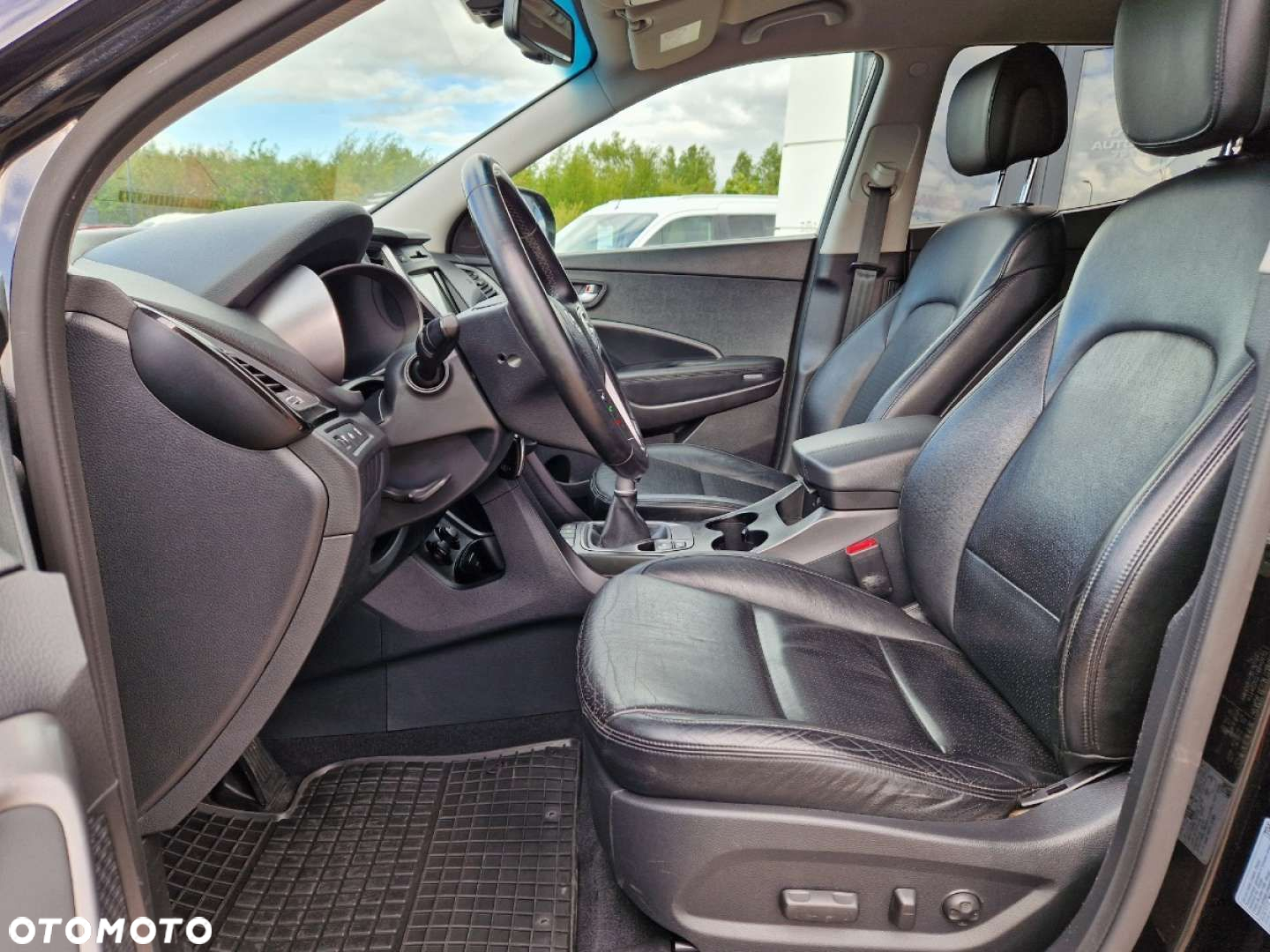 Hyundai Santa Fe - 5
