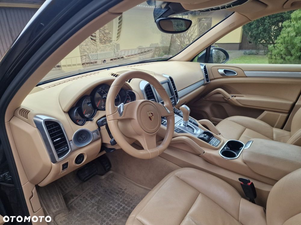 Porsche Cayenne Tiptronic S - 10