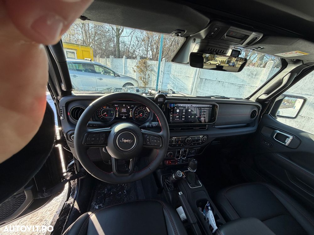 Jeep Wrangler 2.0 AT8 4WD Rubicon - 4