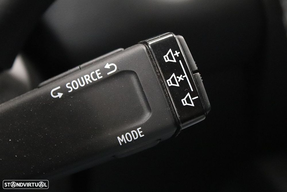 Renault Captur 1.0 TCe Techno Bi-Fuel - 19