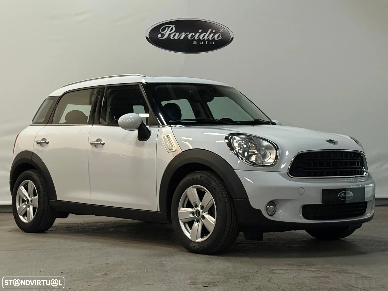 MINI Countryman One D - 10