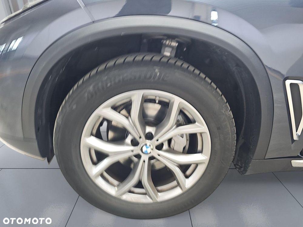 BMW X5 xDrive30d mHEV - 37