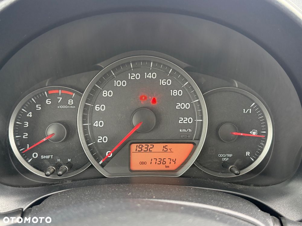 Toyota Yaris 1.33 Premium - 10