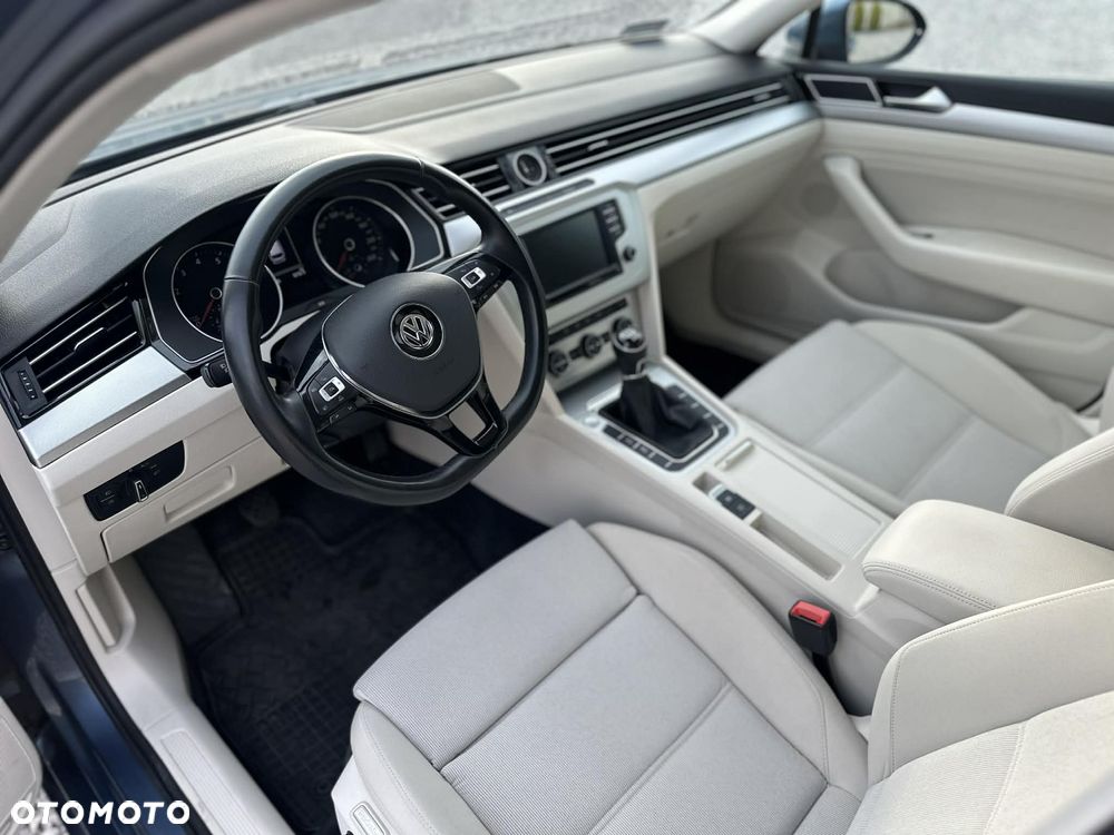 Volkswagen Passat 1.8 TSI BMT Comfortline - 21