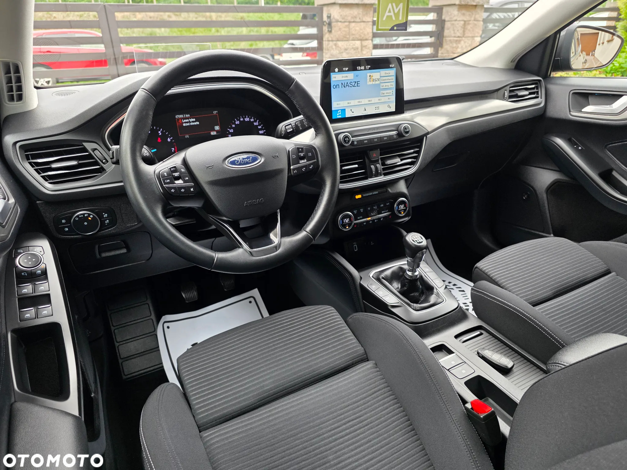Ford Focus - 34
