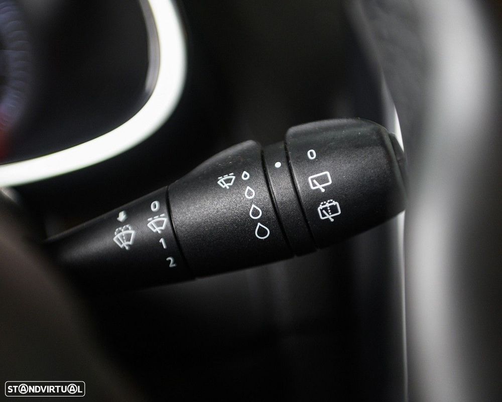 Renault Clio 0.9 TCe Limited - 37