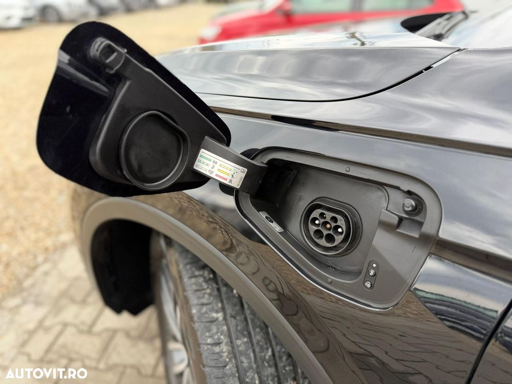 Volkswagen Tiguan 1.4 eHybrid OPF DSG Elegance - 11