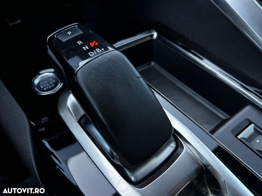 Peugeot 3008 - 16