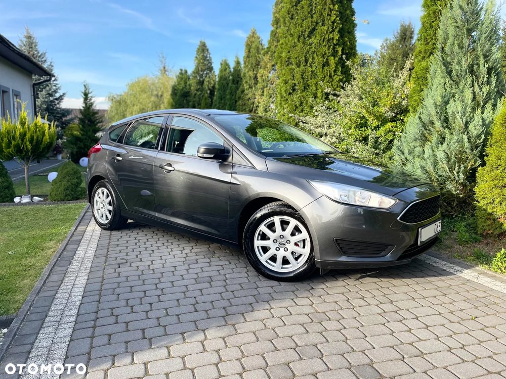 Ford Focus 1.6 Trend - 16