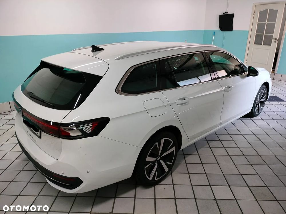 Volkswagen Passat - 5