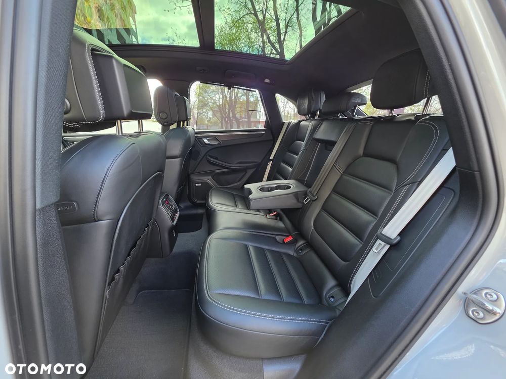 Porsche Macan GTS PDK - 26