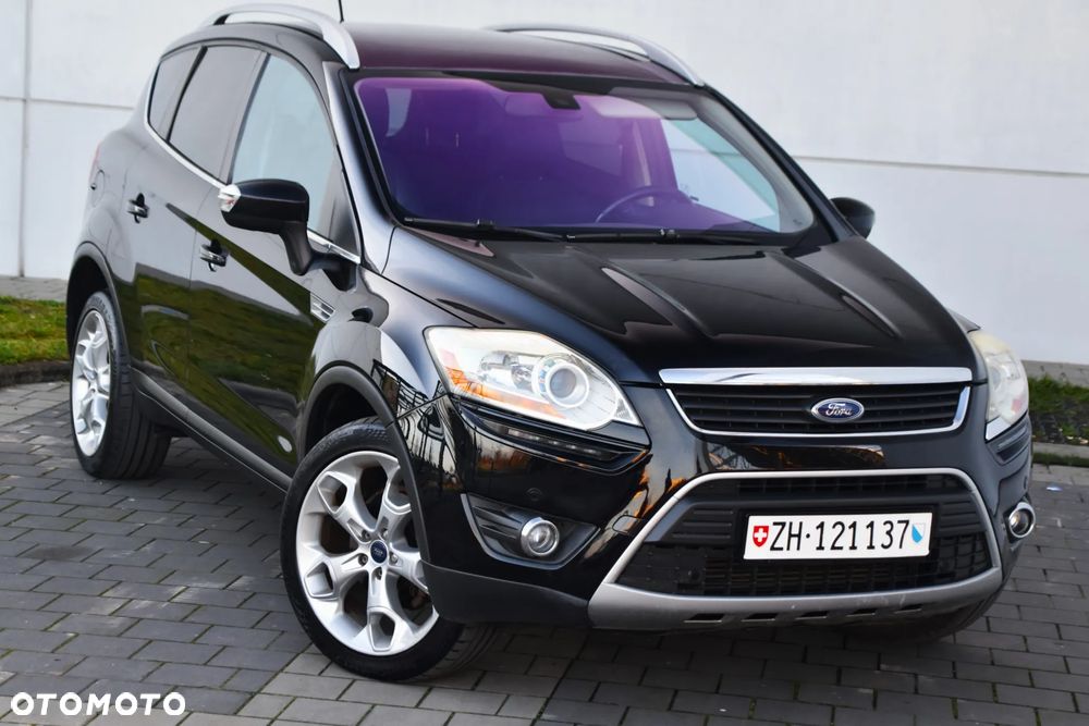 Ford Kuga 2.5 4x4 Titanium - 2