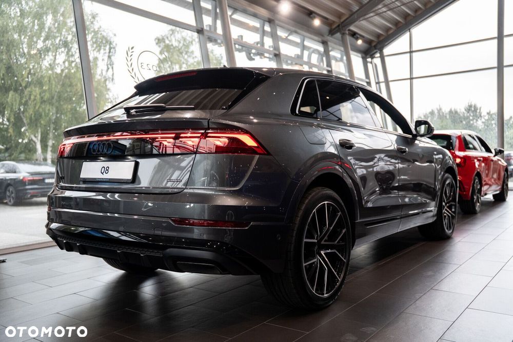 Audi Q8 - 4