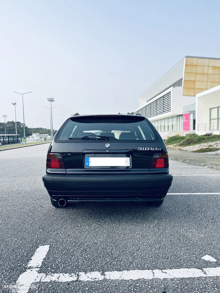 BMW 318 tds Touring - 6